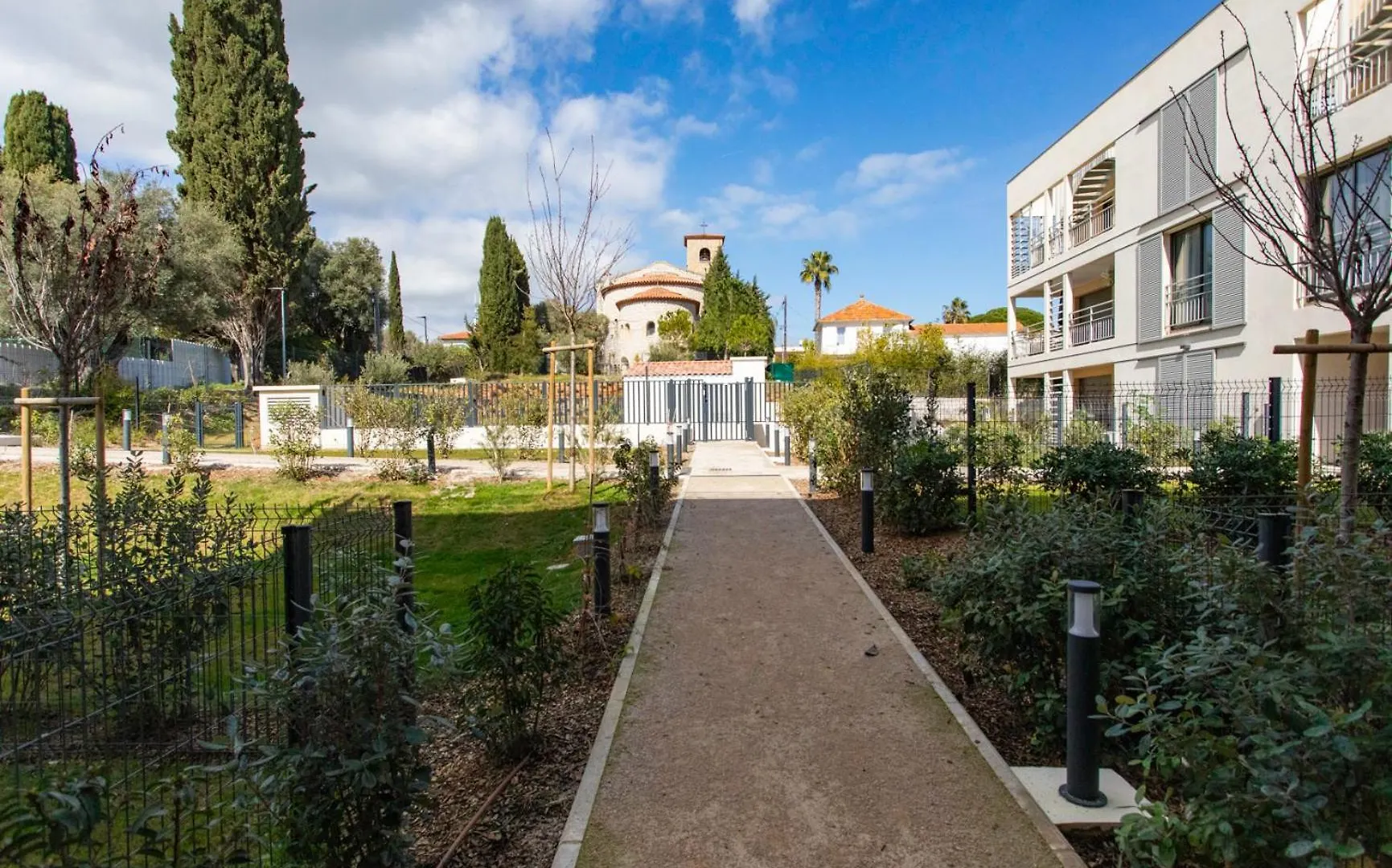 Apartment A5 - Modern Studio 5 Min To Sea - Pool & Garage Antibes